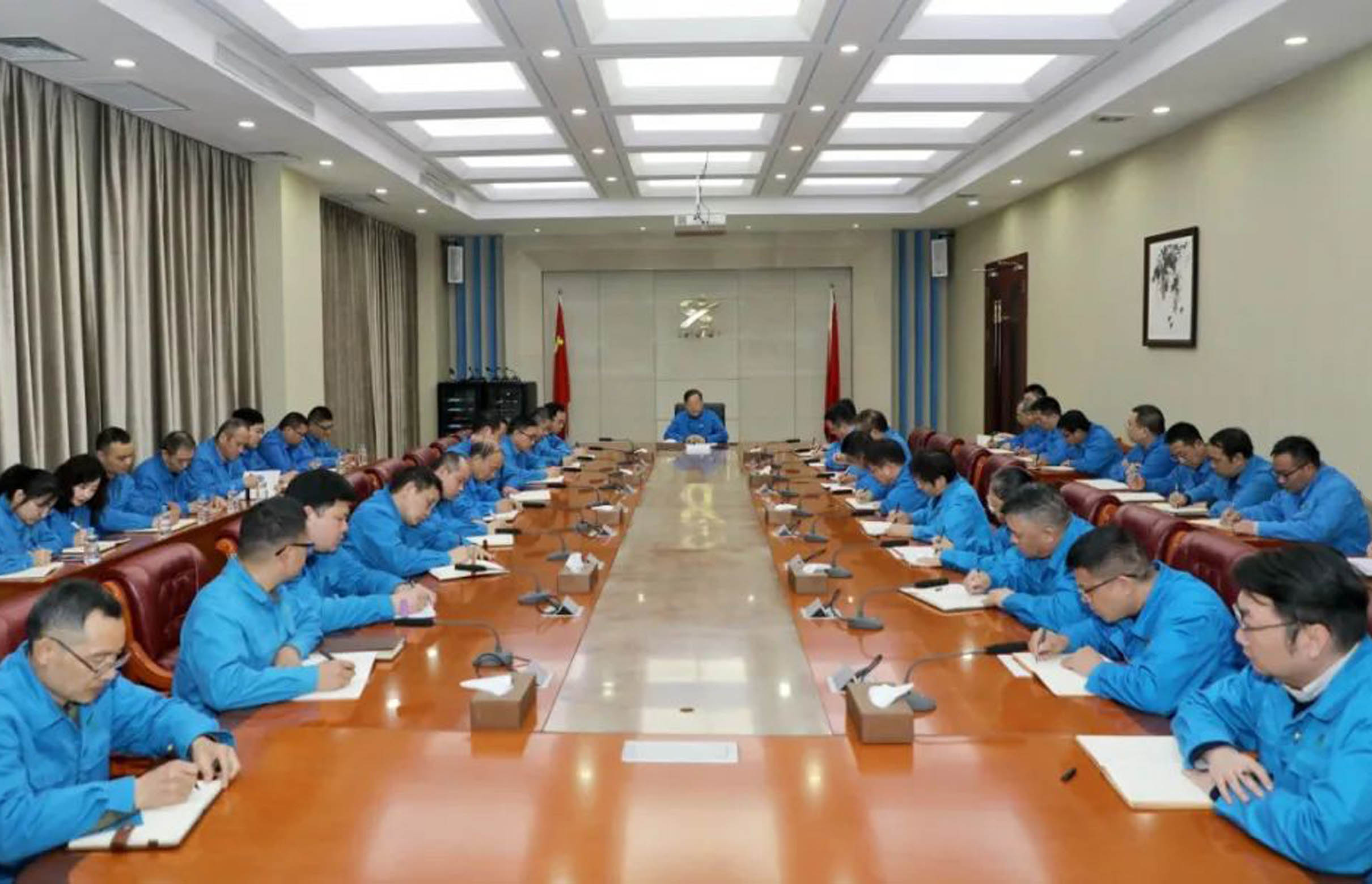 学习民营企业座谈会精神——易游（中国）集团：发挥装备能力强、制造能力强、创新能力强的优势，坚守主业、做强实业。